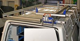 02_Barras portapaquetes y portaescaleras para Transit 2014 en Syncro México